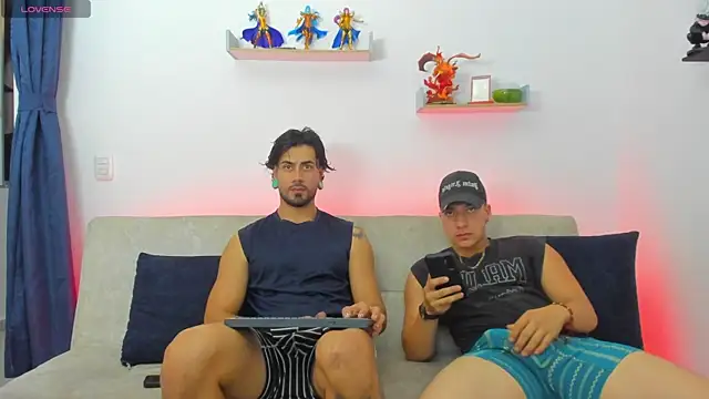 heteros curious online show from June 2026 02:57:02 AM
