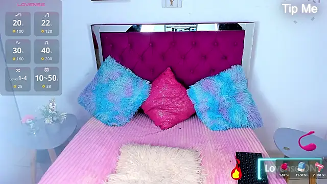 Samantha  F W online show from February 2026 09:34:01 PM