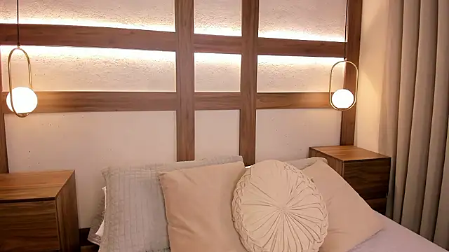 SarhaVega online show from March 2026 12:33:02 PM