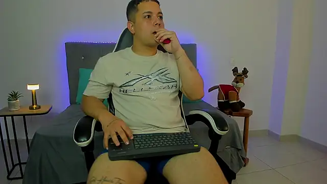 bry hill online show from November 2025 01:24:02 PM