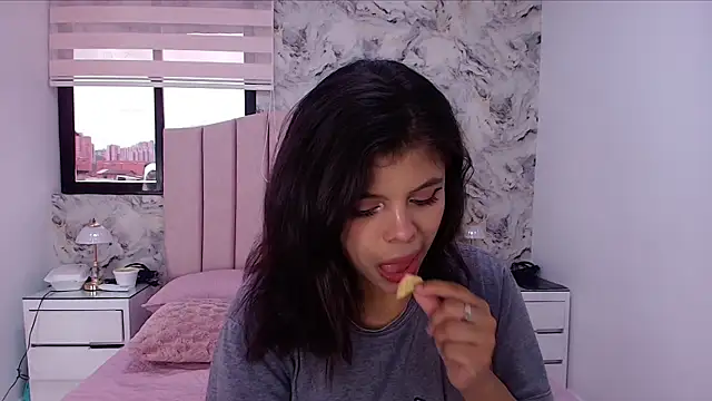 katsumi yan online show from January 2026 07:27:01 PM