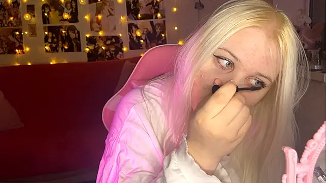 melissara1n online show from December 2025 01:59:02 AM