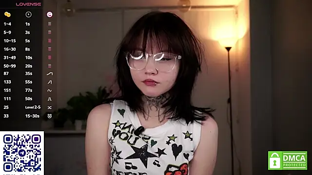 Snapshot of CaroleMyers chatting on November 2025 06:10:01 PM CaroleMyers online show from November 2025 06:10:01 PM