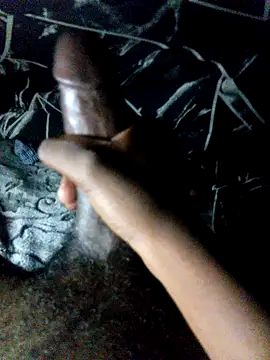 Snapshot of Geeo124 chatting on February 2026 10:30:01 PM Geeo124 online show from February 2026 10:30:01 PM