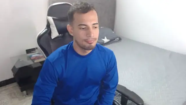 Snapshot of miller_cuper chatting on November 2025 07:24:02 PM miller cuper online show from November 2025 07:24:02 PM