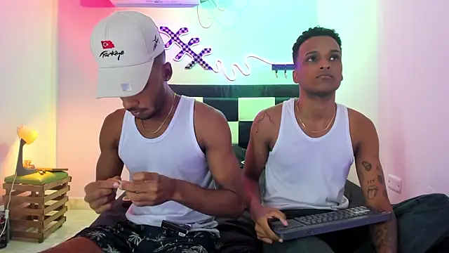 Snapshot of Black_Guys_Pervert_ chatting on November 2025 01:01:01 PM Black Guys Pervert online show from November 2025 01:01:01 PM