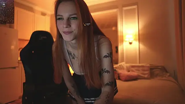  alice meyss  online show from November 2025 09:43:02 AM