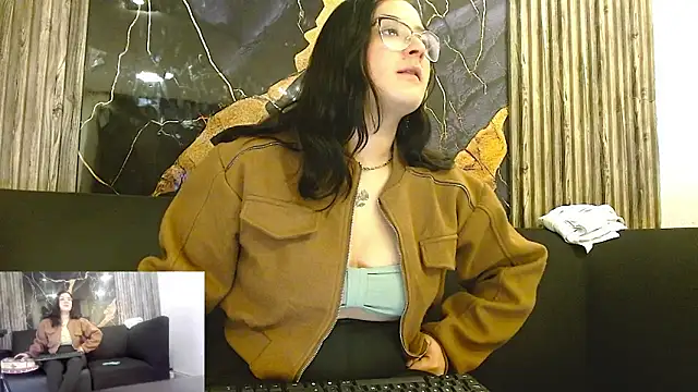 jasmine1609 online show from December 2025 01:20:01 PM