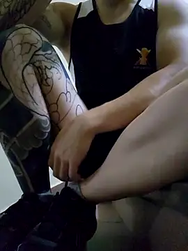 Snapshot of Valerious180 chatting on February 2026 04:41:01 PM Valerious180 online show from February 2026 04:41:01 PM