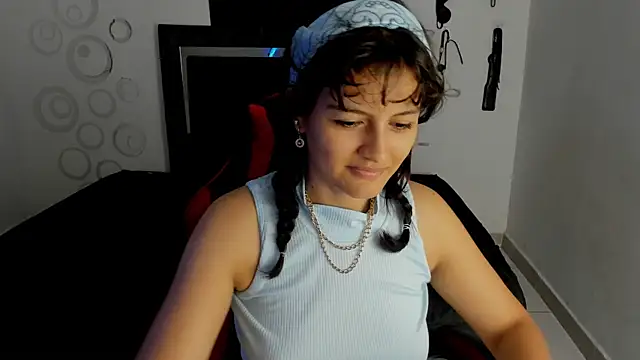 Snapshot of Mia_and_Kenai chatting on December 2025 12:32:01 PM Mia and Kenai online show from December 2025 12:32:01 PM