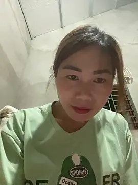 Snapshot of meganmeo chatting on April 2026 02:03:02 PM meganmeo online show from April 2026 02:03:02 PM