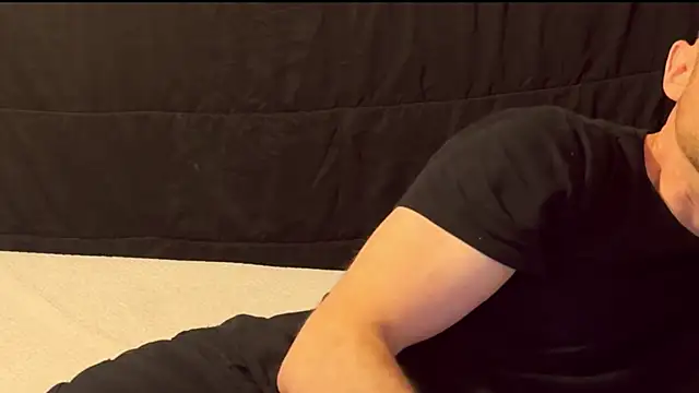 famous1tad online show from April 2026 01:41:02 AM