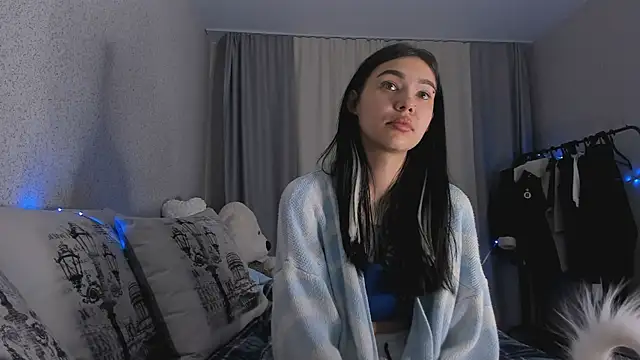 SakuraVibe online show from December 2025 01:44:02 AM