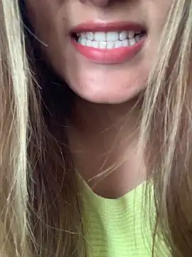 Snapshot of hotladki5 chatting on December 2025 07:37:01 AM hotladki5 online show from December 2025 07:37:01 AM