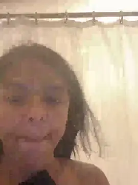 xoeewinters online show from November 2025 12:28:02 PM