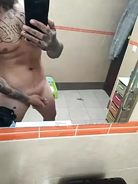 ParejaOcultaXX online show from December 2025 03:16:02 PM