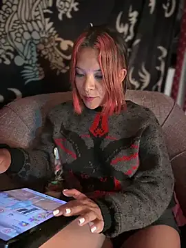Snapshot of A_Good_Witch chatting on May 2026 12:40:02 AM A Good Witch online show from May 2026 12:40:02 AM