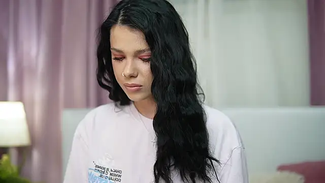 IsabelAmber online show from November 2025 06:40:01 PM