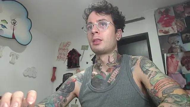 CryBoy13 online show from December 2025 05:58:02 AM