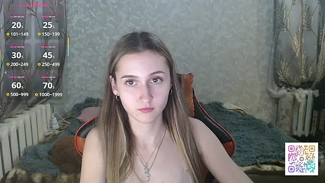 Snapshot of Ave_Costly chatting on December 2025 04:12:02 PM Ave Costly online show from December 2025 04:12:02 PM