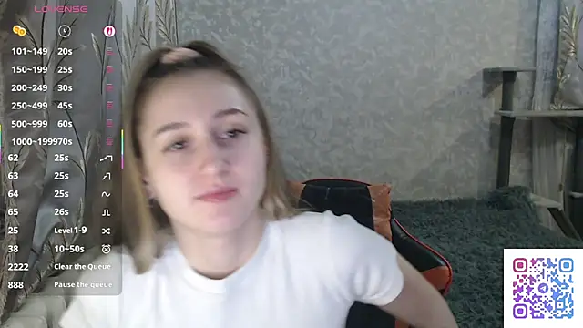 Snapshot of Ave_Costly chatting on January 2026 04:23:02 PM Ave Costly online show from January 2026 04:23:02 PM