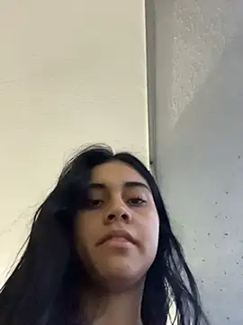 Snapshot of Miia_moonn chatting on November 2025 10:52:02 AM Miia moonn online show from November 2025 10:52:02 AM