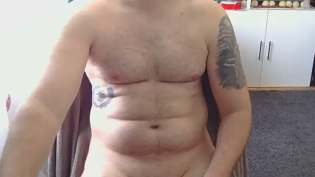 Snapshot of theh0tdick chatting on May 2026 10:47:01 AM theh0tdick online show from May 2026 10:47:01 AM