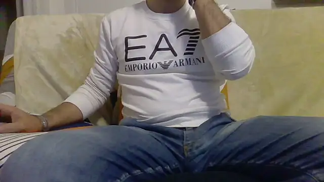 Snapshot of Eroshotlicker chatting on April 2026 09:06:02 PM Eroshotlicker online show from April 2026 09:06:02 PM