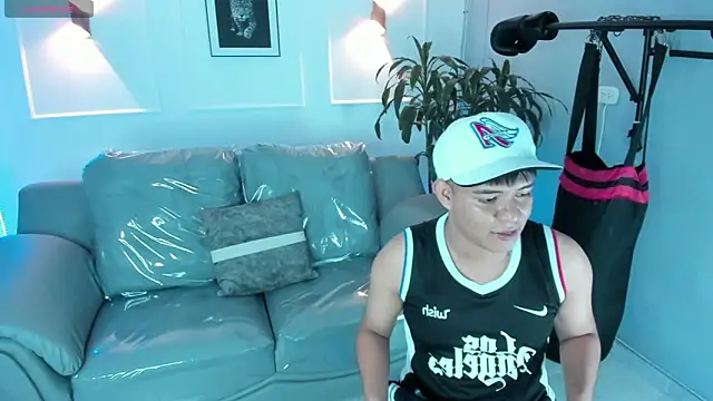 Snapshot of Paul_27_ chatting on December 2025 03:12:02 AM Paul 27 online show from December 2025 03:12:02 AM