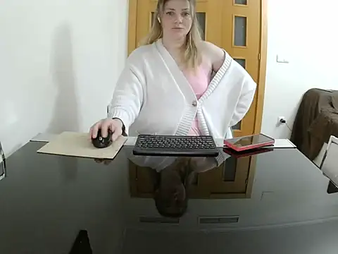 Adelyxveex online show from January 2026 11:42:01 PM