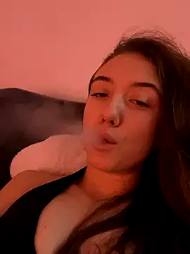 Snapshot of CristinaSw chatting on December 2025 02:10:02 PM CristinaSw online show from December 2025 02:10:02 PM