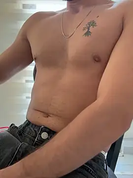 Snapshot of Bigefe chatting on February 2026 02:48:02 PM Bigefe online show from February 2026 02:48:02 PM