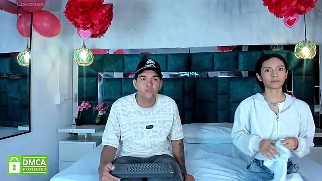  bonnyandclyde online show from February 2026 12:17:01 PM