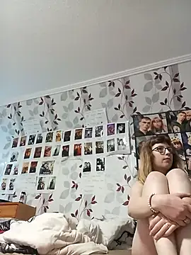 Snapshot of PS0883 chatting on November 2025 10:34:02 PM PS0883 online show from November 2025 10:34:02 PM