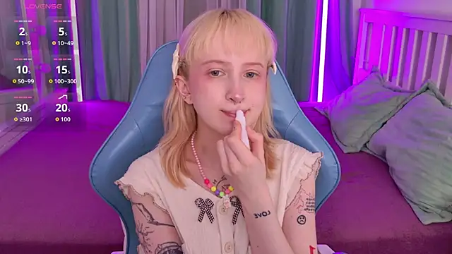 Snapshot of _Babyface_ chatting on June 2026 01:17:02 PM Babyface online show from June 2026 01:17:02 PM