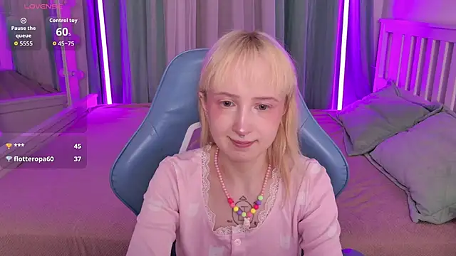 Snapshot of _Babyface_ chatting on June 2026 12:25:01 PM Babyface online show from June 2026 12:25:01 PM