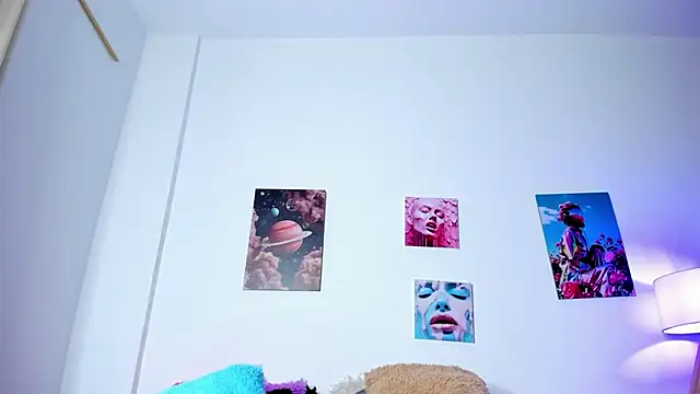 Snapshot of camila_hott69_ chatting on February 2026 03:06:01 AM camila hott69 online show from February 2026 03:06:01 AM