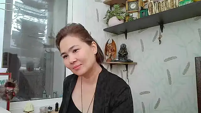 Nettie Allie online show from December 2025 10:02:01 AM