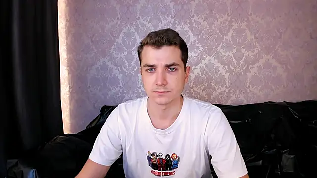 ThomasSmity online show from December 2025 07:22:01 PM