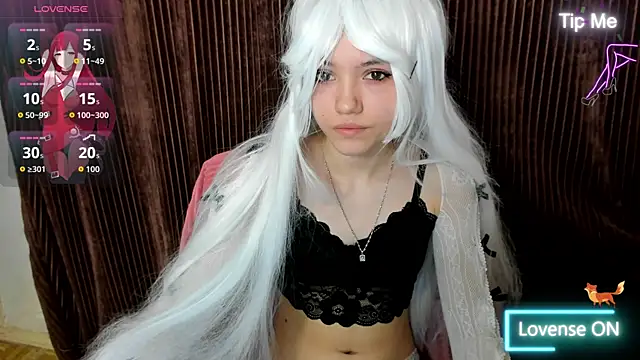 Snapshot of MissKotomissCat chatting on November 2025 04:08:02 PM MissKotomissCat online show from November 2025 04:08:02 PM