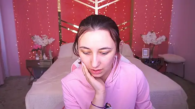 RoxieRay online show from March 2026 01:00:01 PM