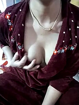 RASHMI SHARMA9 online show from January 2026 05:28:02 PM