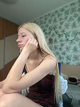 Snapshot of Barbie_Blondie chatting on March 2026 08:30:02 AM Barbie Blondie online show from March 2026 08:30:02 AM