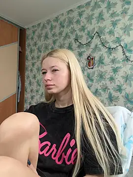 Snapshot of Barbie_Blondie chatting on March 2026 09:26:01 AM Barbie Blondie online show from March 2026 09:26:01 AM