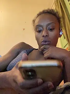    Hannah    online show from December 2025 12:59:02 AM