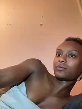    Hannah    online show from December 2025 01:04:02 PM