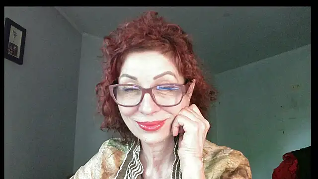 Kelly Flurr online show from May 2026 02:00:01 PM
