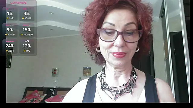 Kelly Flurr online show from June 2026 10:28:02 AM