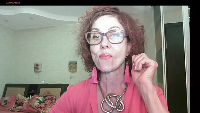 Kelly Flurr online show from July 2026 06:35:02 PM