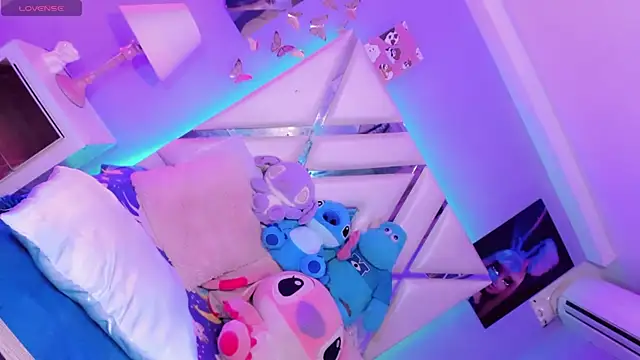 Snapshot of Adara_Princess_ chatting on February 2026 12:05:02 PM Adara Princess online show from February 2026 12:05:02 PM